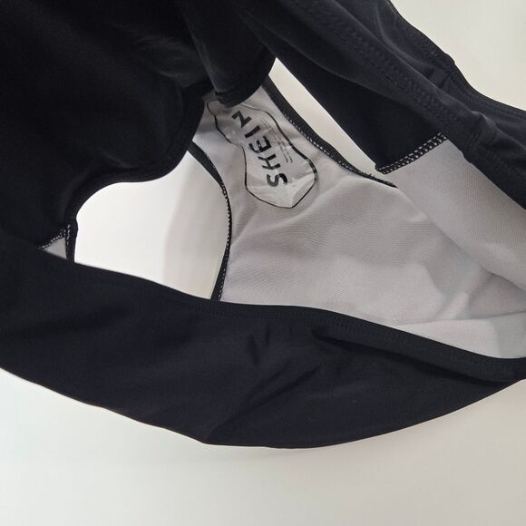 SHEIN black swim bottoms - Picture 10 of 11